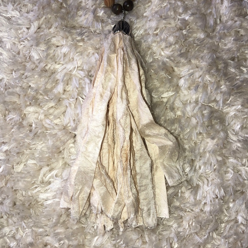 Necklace - Picture 2 of 5